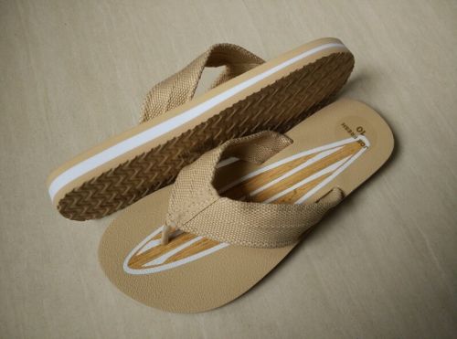 Oceans slipper beige met surfboard (div. print mogelijk) Oceans slipper beige met surfboard (div. print mogelijk)