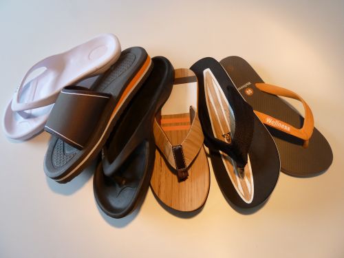 Deze slippers zijn uit voorraad leverbaar Deze slippers zijn uit voorraad leverbaar